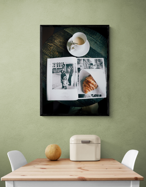 Постер без рамки "Кофе с круассаном" в размере 30х40