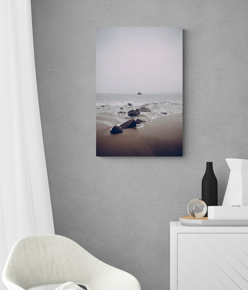 Постер без рамки "Камни у моря" в размере 30х40