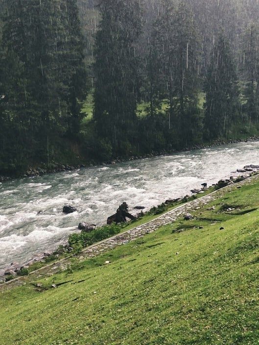 Сет з 3-х картин на фотопапері з пластиковою рамкою та пластиком "Гірська ріка" у розмірах 40х50 см