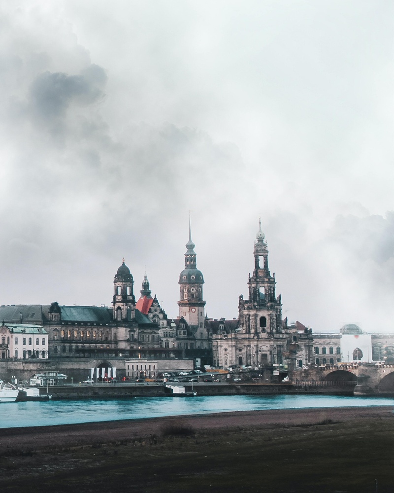 Постер без рамки "Дрезденський замок у Берліні" в розмірі 20х30