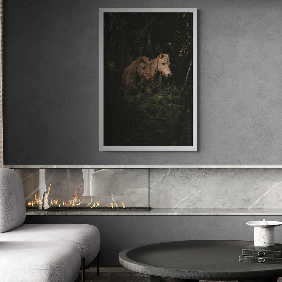 Постер без рамки "Лошади в лесу" в размере 30х40